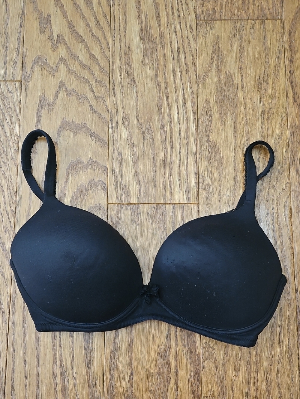 Victoria Secret Body by Victoria No Wire Bra 36D Black